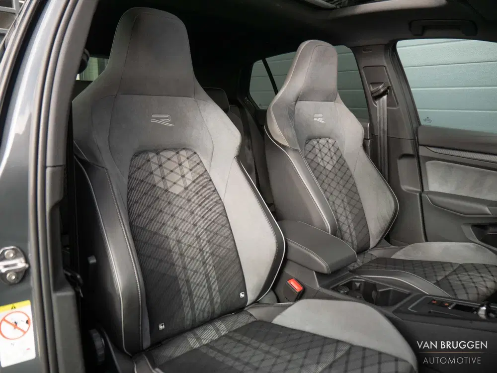 Volkswagen Golf 1.5 eTSI R-Line Pano Sfeer Camera BTW uit 2022, foto 14