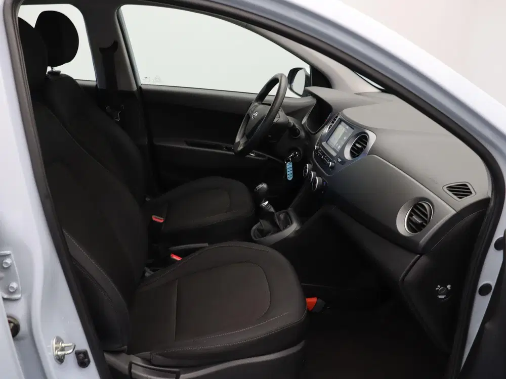 Hyundai i10 1.0i Comfort uit 2020, foto 12