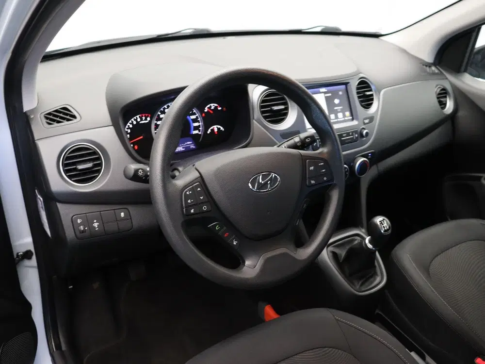 Hyundai i10 1.0i Comfort uit 2020, foto 13