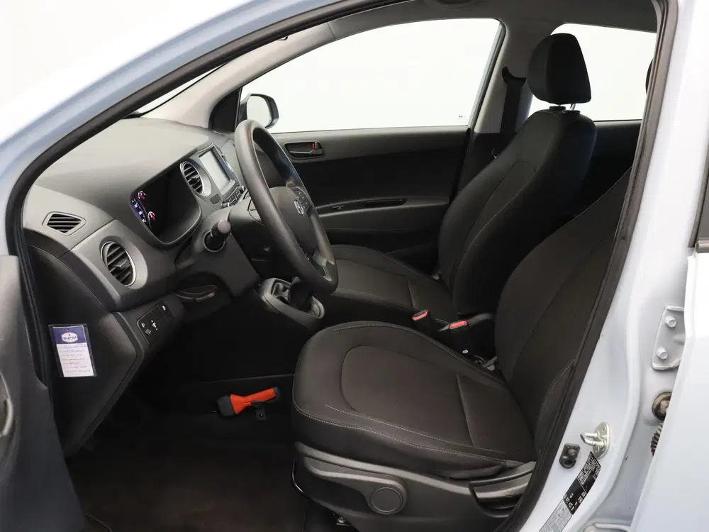 Hyundai i10 1.0i Comfort uit 2020, foto 15