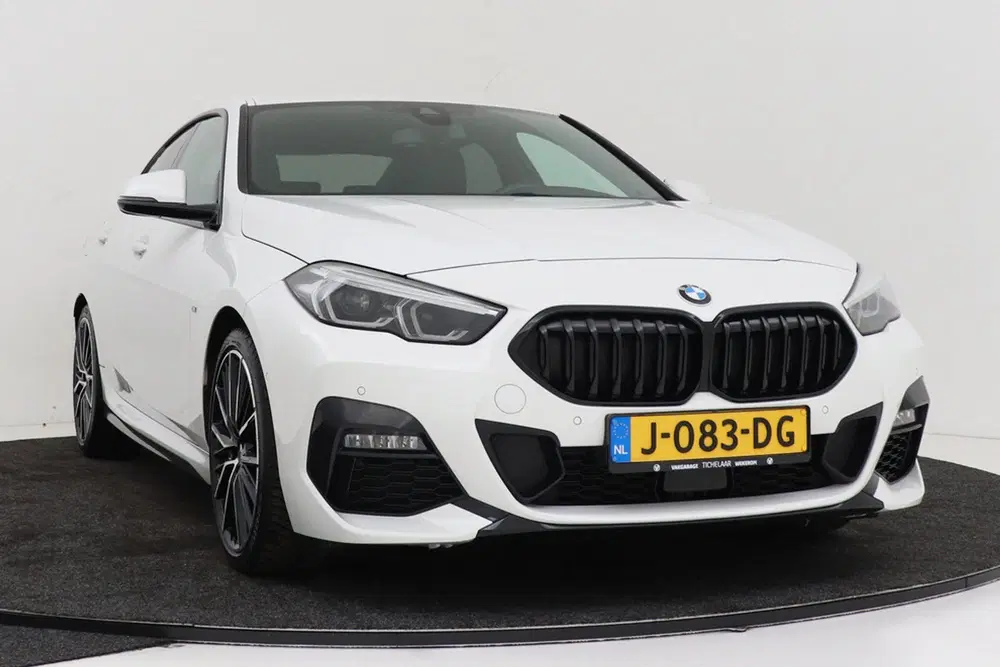 BMW 2-serie 2-serie Gran Coupé 218i Executive Edition uit 2020, foto 13