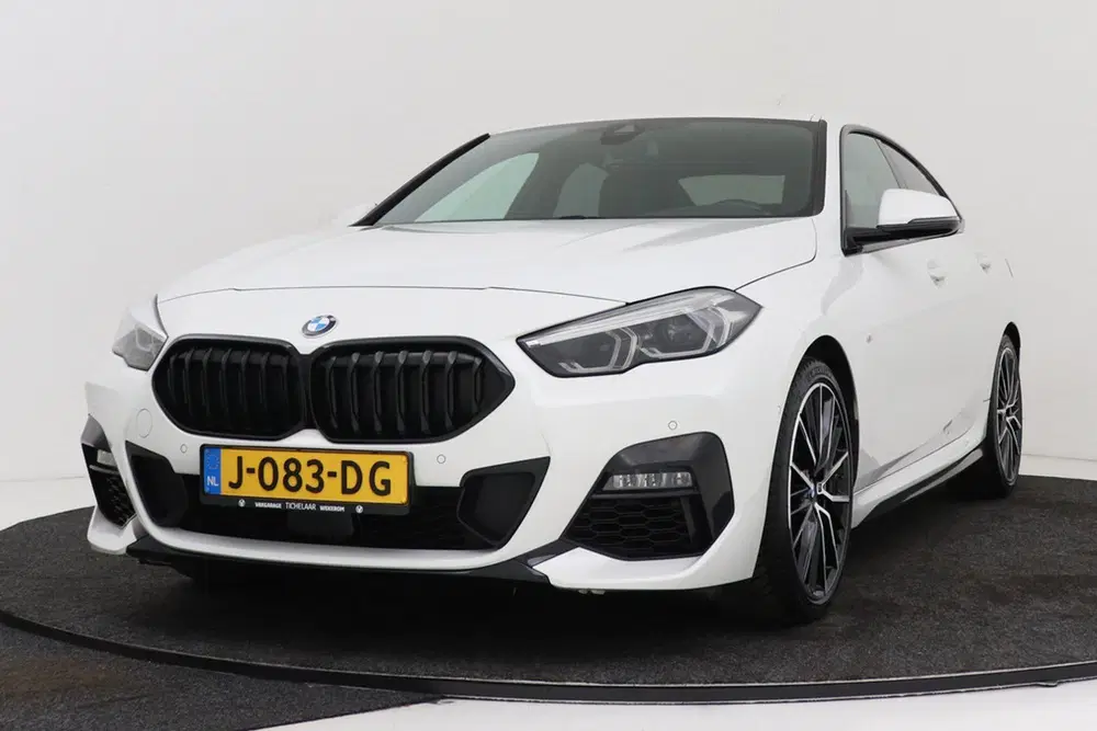 BMW 2-serie 2-serie Gran Coupé 218i Executive Edition uit 2020, foto 14