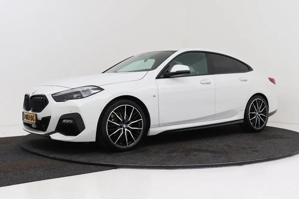 BMW 2-serie 2-serie Gran Coupé 218i Executive Edition uit 2020, foto 5