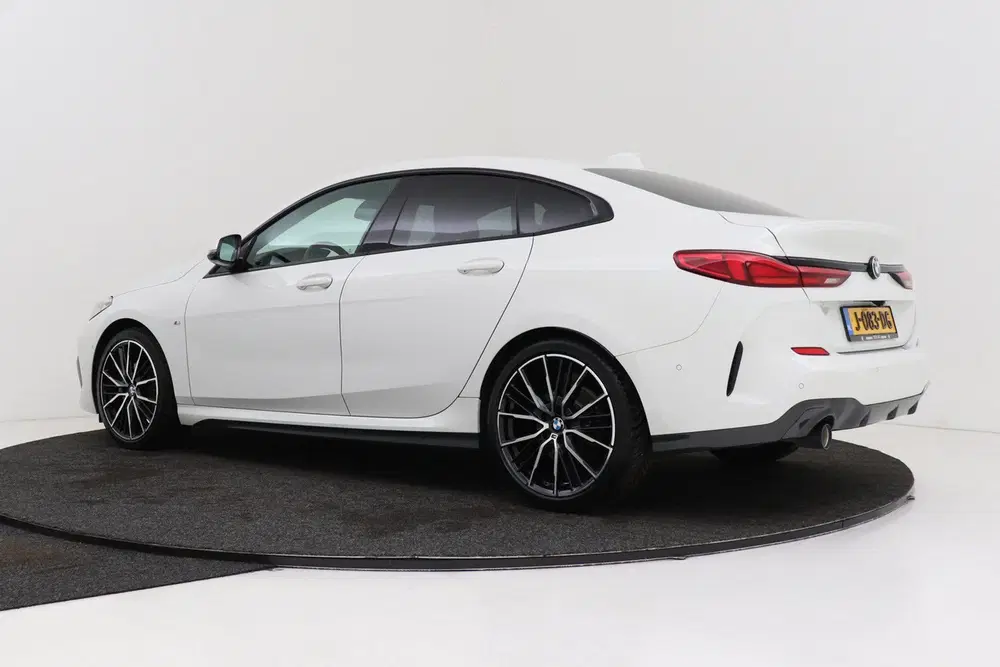 BMW 2-serie 2-serie Gran Coupé 218i Executive Edition uit 2020, foto 6