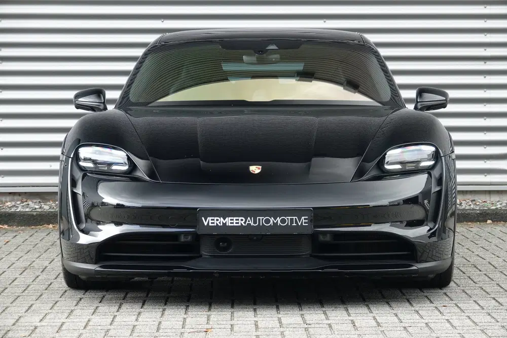 Porsche Taycan 4S 93 kWh Chrono uit 2022, foto 2