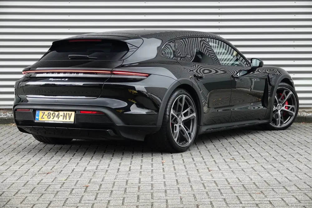 Porsche Taycan 4S 93 kWh Chrono uit 2022, foto 6