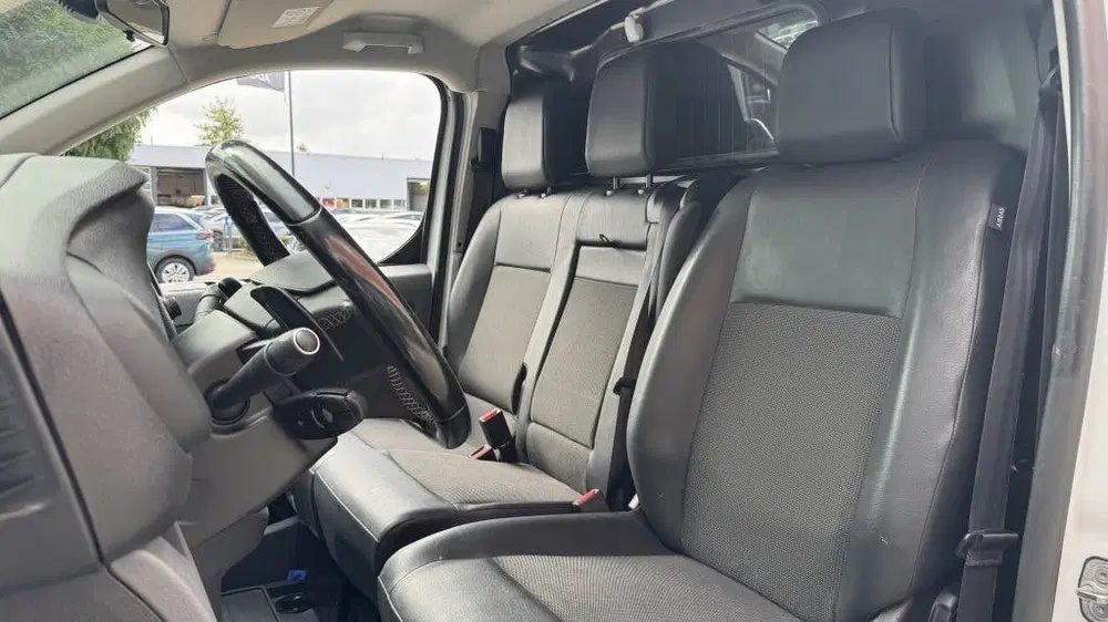 Citroën Jumpy 2.0 BlueHDI CityV uit 2021, foto 10