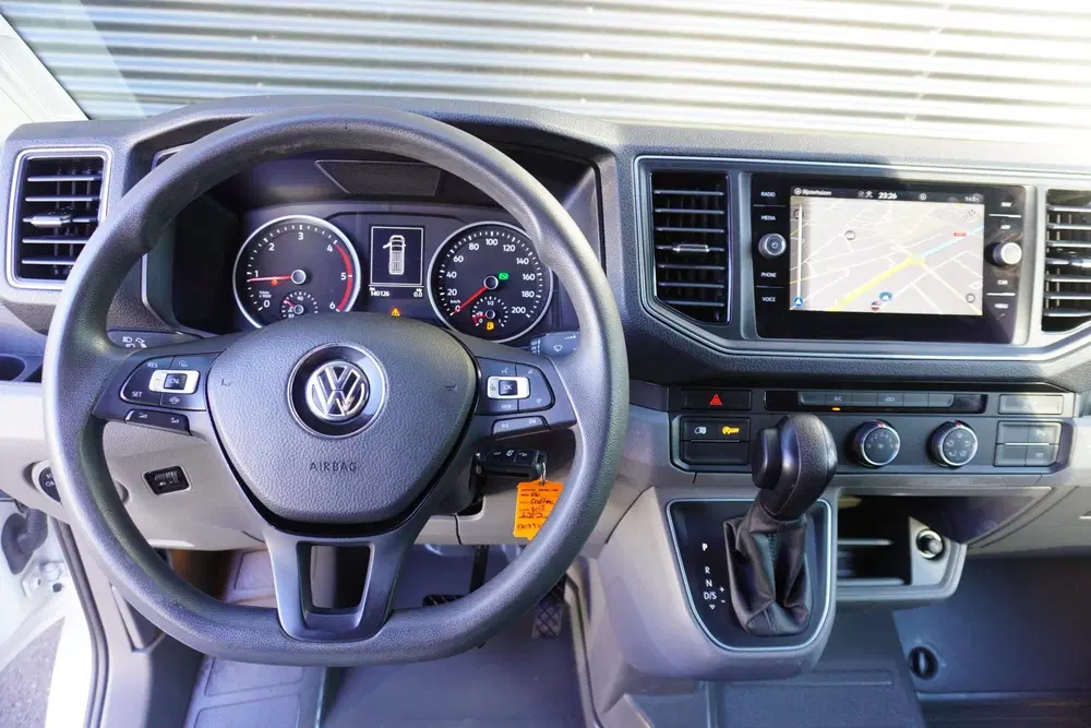 Volkswagen Crafter 140pk Automaat L3H3 uit 2021, foto 10