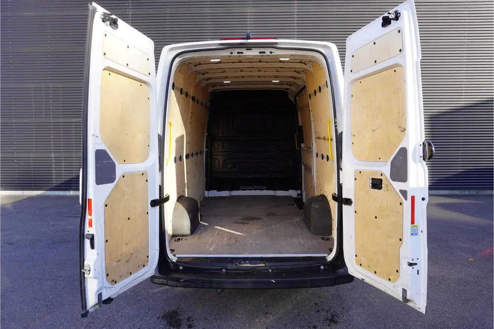 Volkswagen Crafter 140pk Automaat L3H3 uit 2021, foto 3