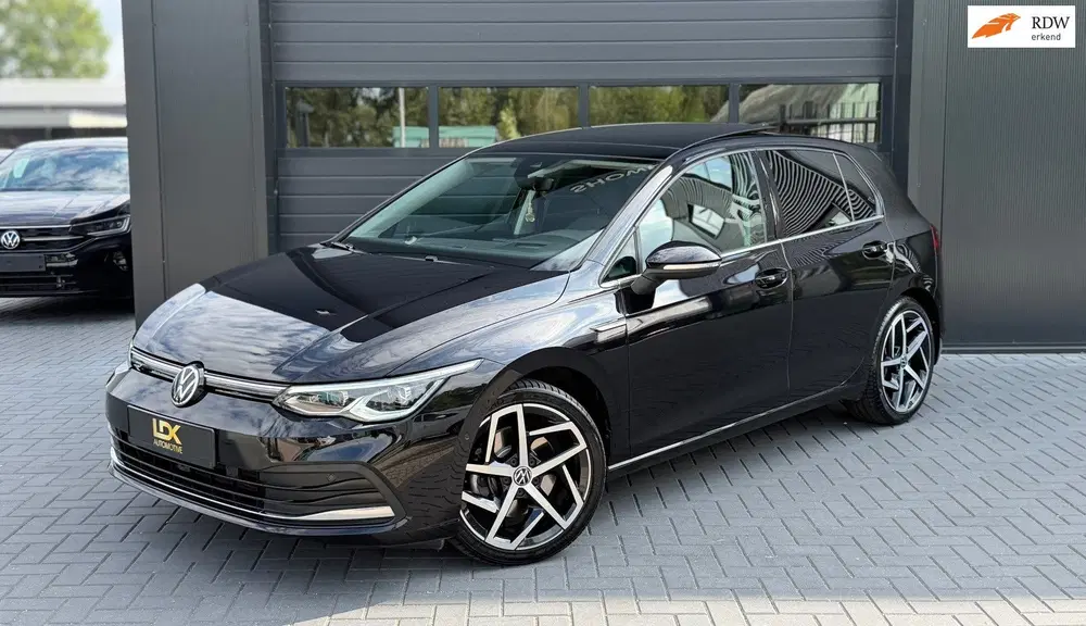 Volkswagen Golf 1.5 eTSI Style uit 2020