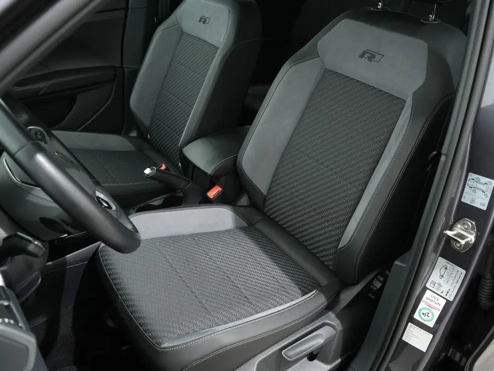 Volkswagen T-Cross 1.0 TSI R-LINE 110PK DSG uit 2023, foto 4