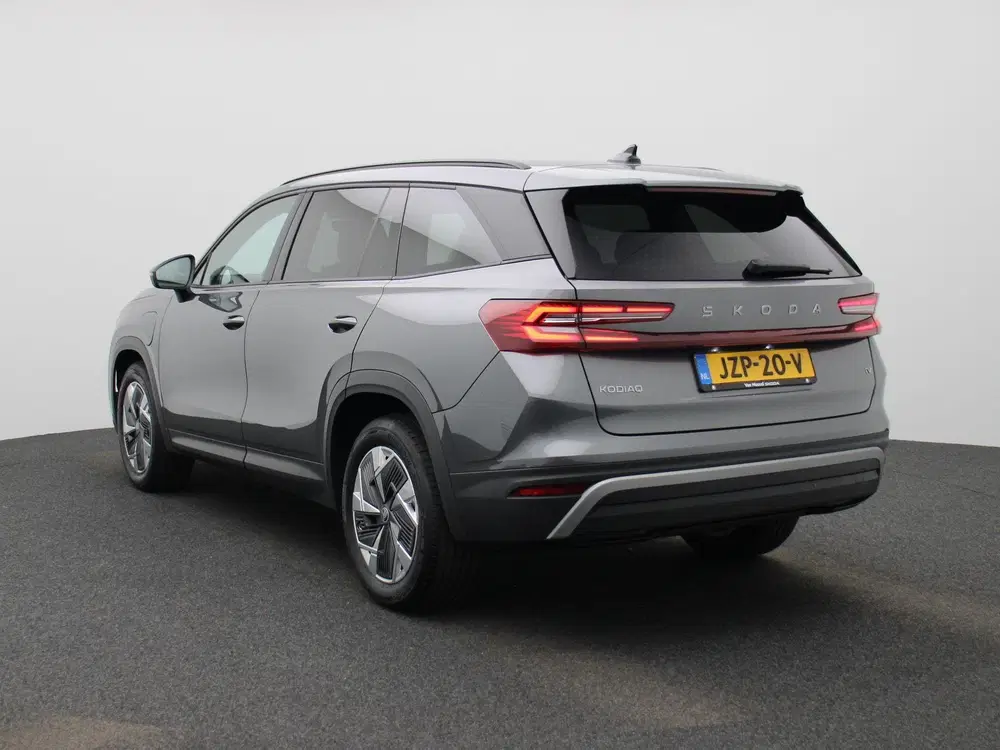 Skoda Kodiaq 1.5 TSI PHEV Business Edition Sunset uit 2026, foto 2