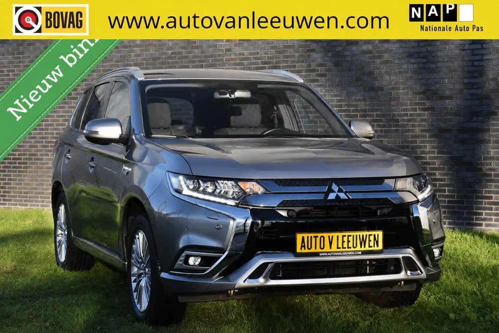 Mitsubishi Outlander 2.4 PHEV Plug-In CAMERA uit 2020