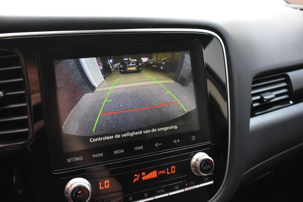 Mitsubishi Outlander 2.4 PHEV Plug-In CAMERA uit 2020, foto 8