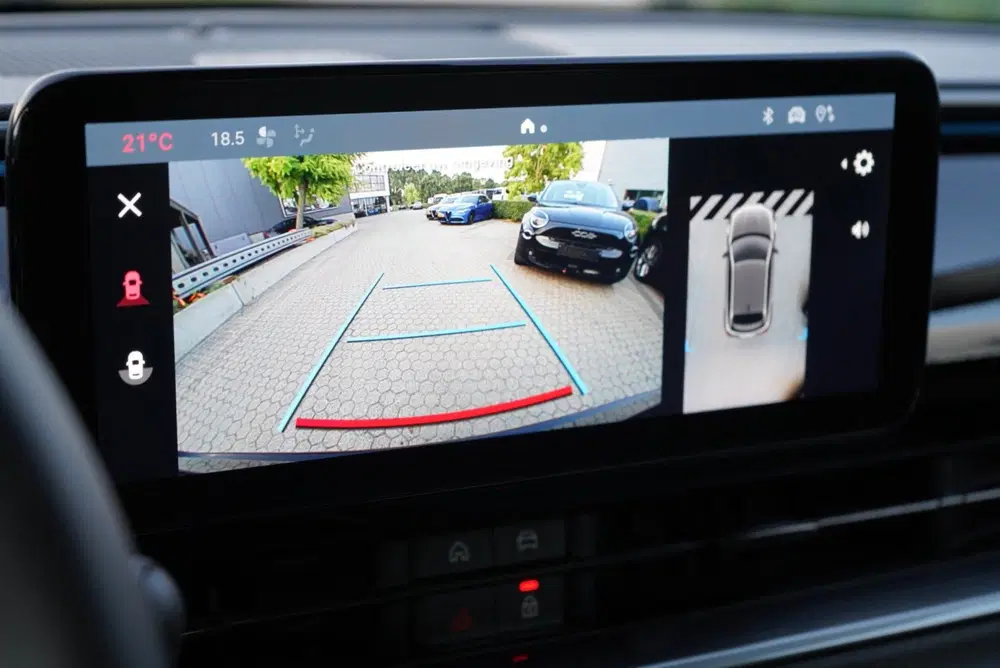 Fiat 600 1.2 Hybrid Urban Apple CarPlay Surround Vi uit 2024, foto 5