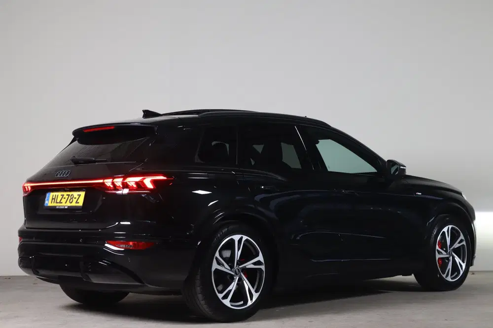 Audi Q6 e-tron S edition performance 100 kWh uit 2025, foto 2