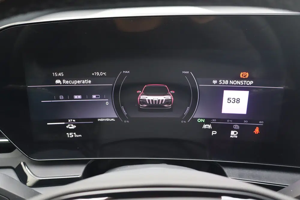 Audi Q6 e-tron S edition performance 100 kWh uit 2025, foto 7