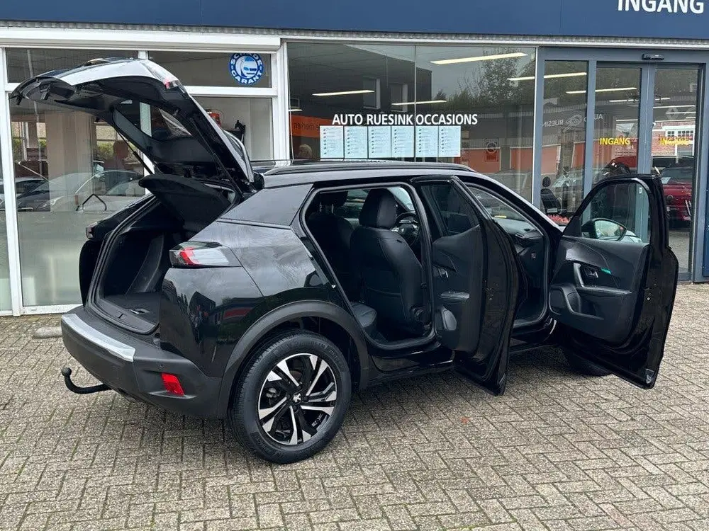Peugeot 2008 1.2 PT ALLURE PACK uit 2021, foto 7