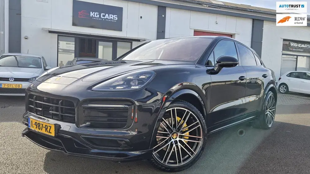 Porsche Cayenne Cayenne Coupé 3.0 E-Hybrid uit 2020