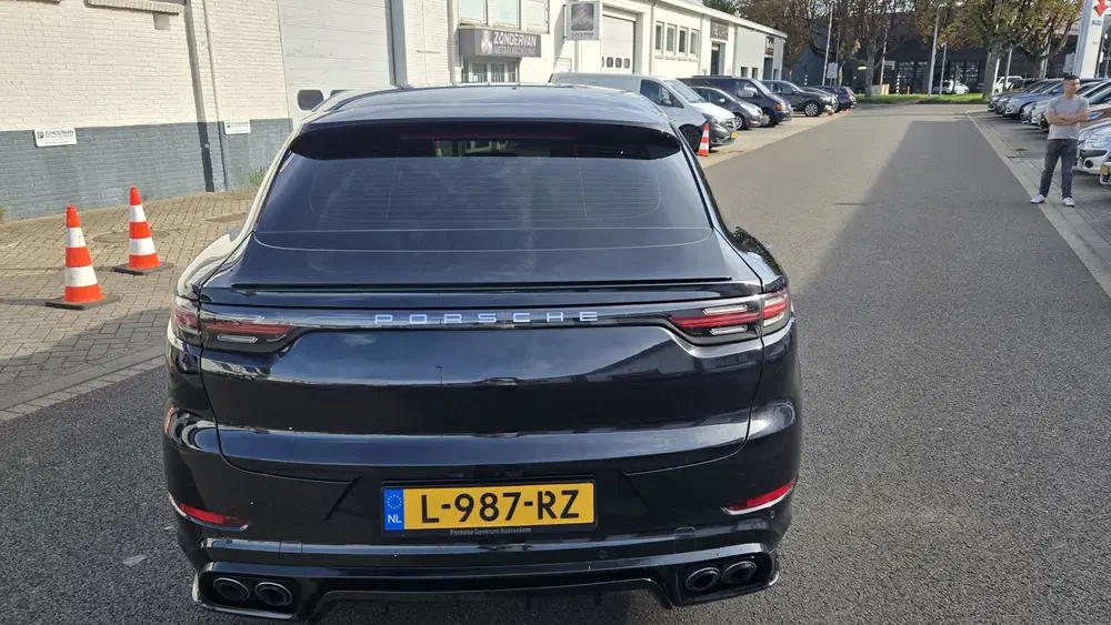 Porsche Cayenne Cayenne Coupé 3.0 E-Hybrid uit 2020, foto 10