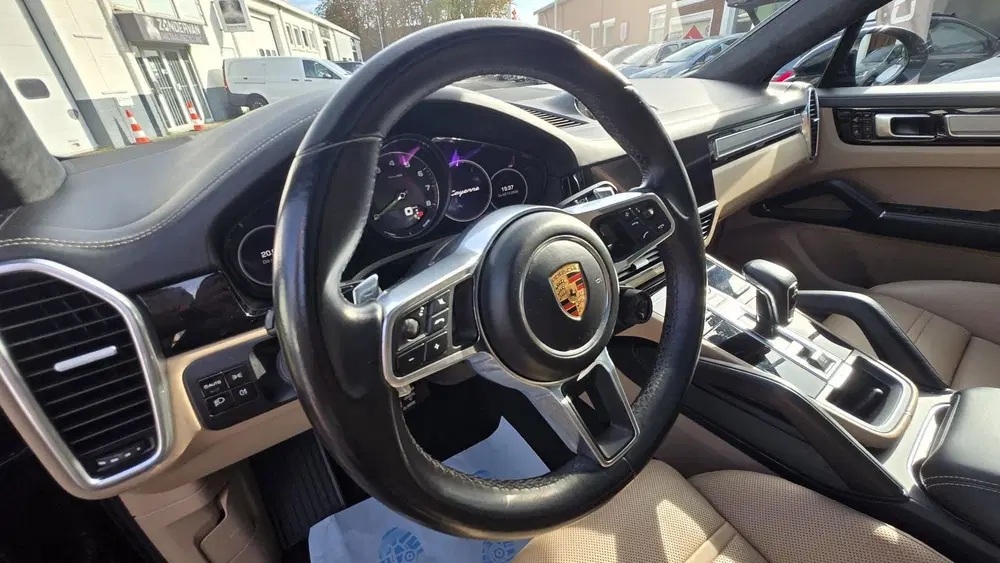 Porsche Cayenne Cayenne Coupé 3.0 E-Hybrid uit 2020, foto 13