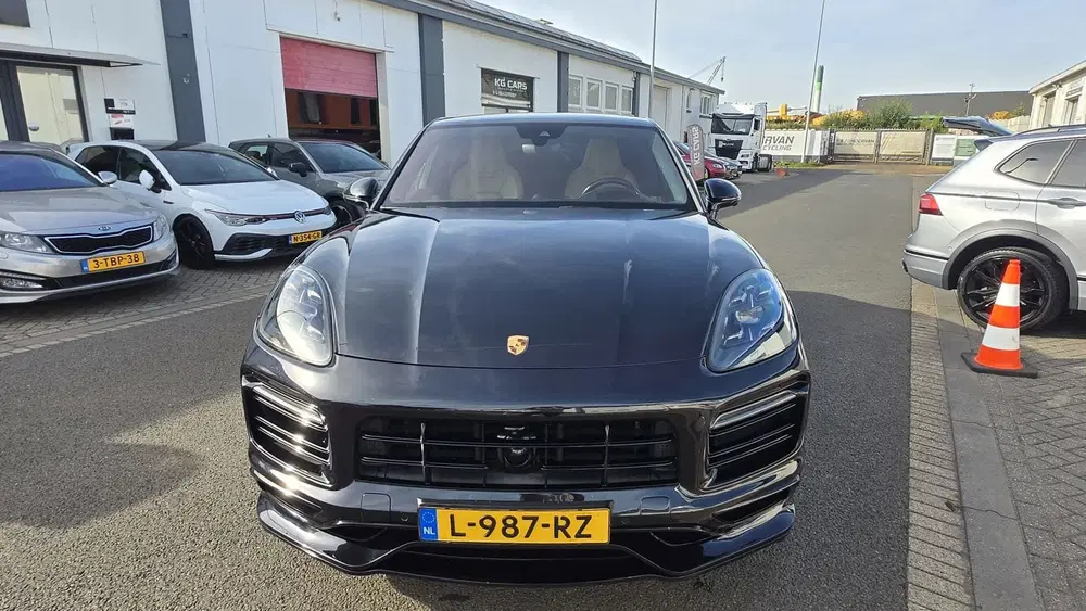 Porsche Cayenne Cayenne Coupé 3.0 E-Hybrid uit 2020, foto 2