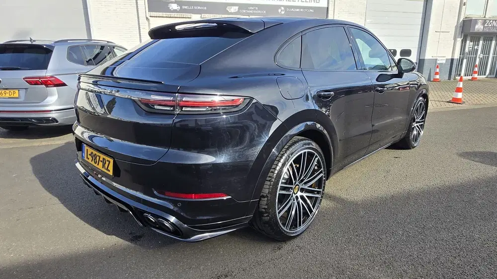 Porsche Cayenne Cayenne Coupé 3.0 E-Hybrid uit 2020, foto 6