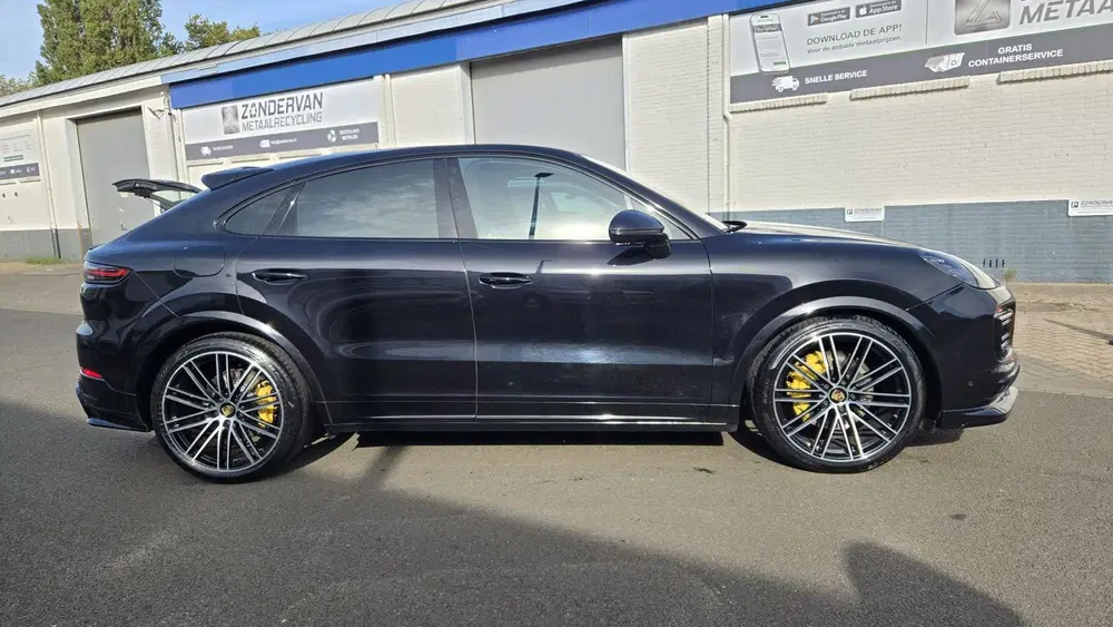 Porsche Cayenne Cayenne Coupé 3.0 E-Hybrid uit 2020, foto 8