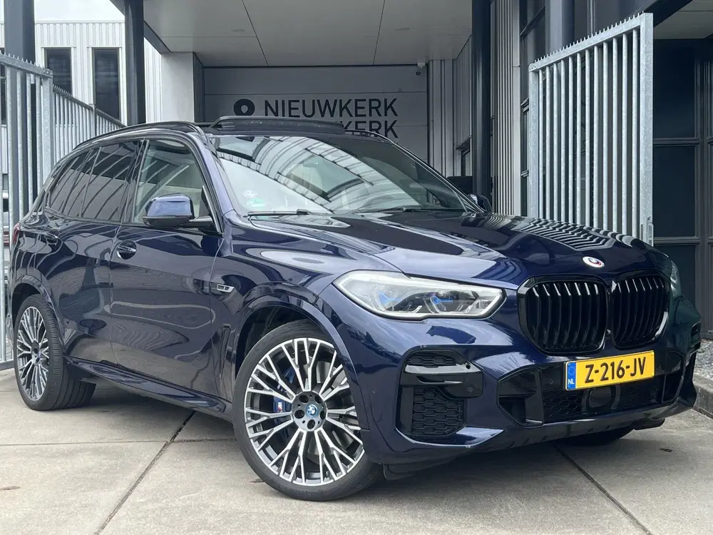 BMW X5 xDrive45e High Executive M-Sport uit 2023, foto 3