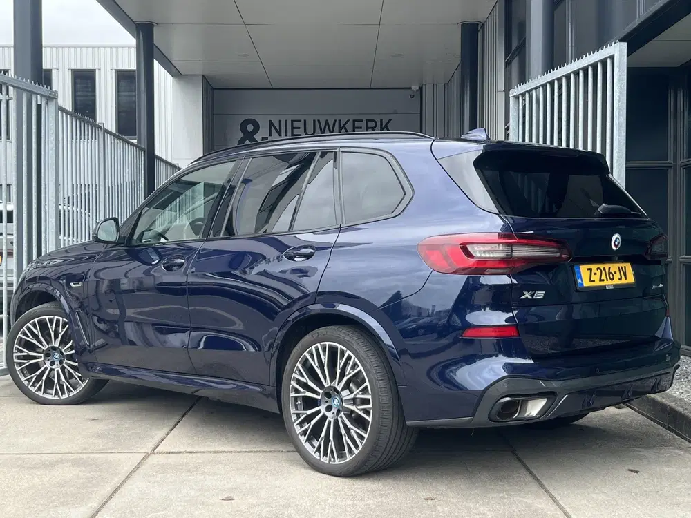 BMW X5 xDrive45e High Executive M-Sport uit 2023, foto 4
