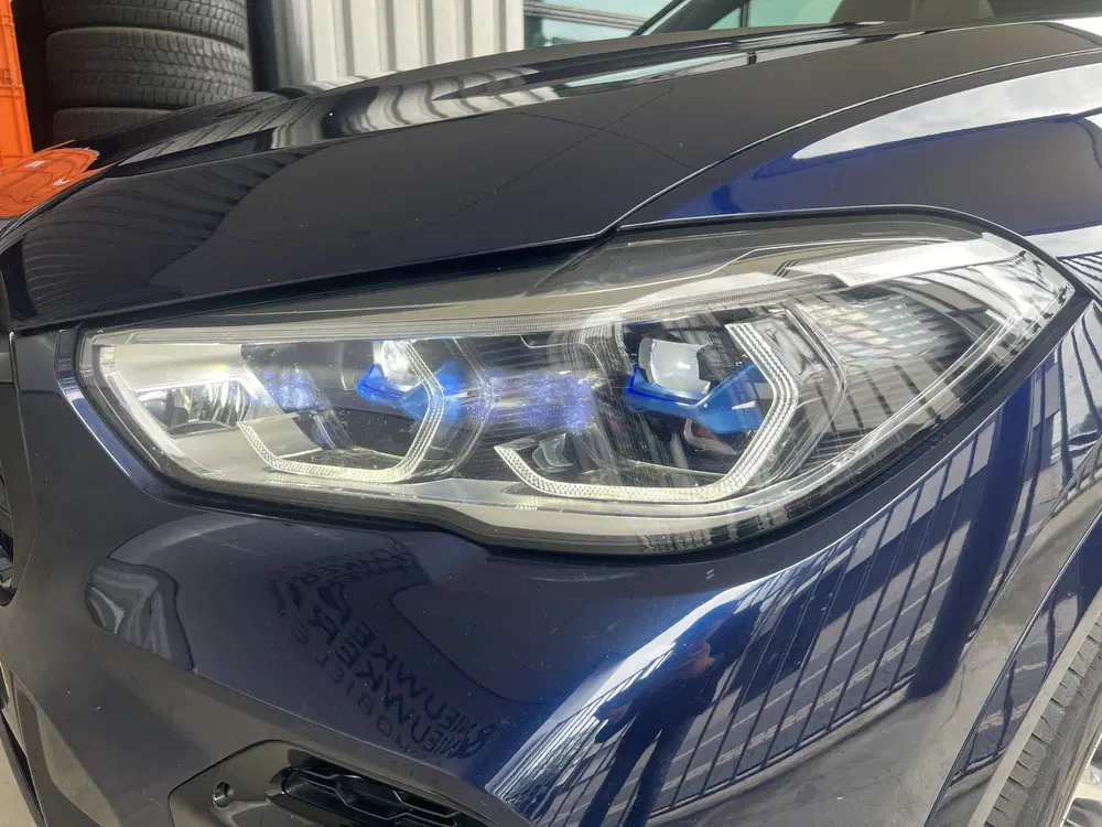 BMW X5 xDrive45e High Executive M-Sport uit 2023, foto 6
