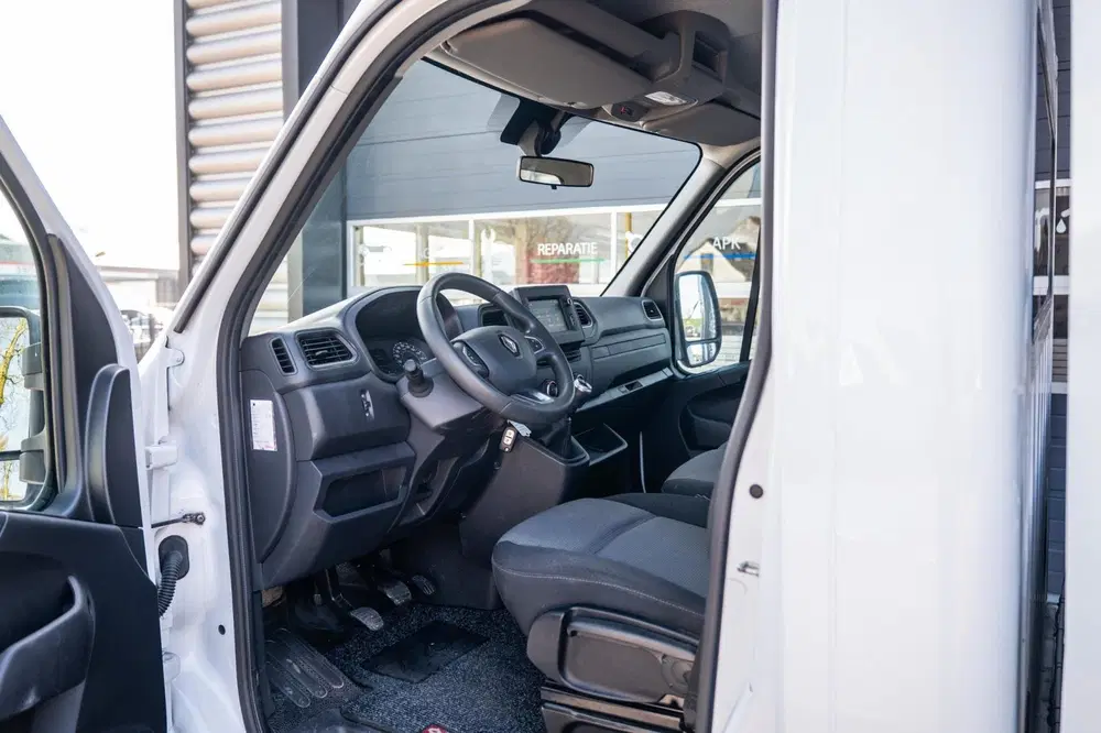 Renault Master 2.3 dCi 180 L3 Energy uit 2021, foto 8
