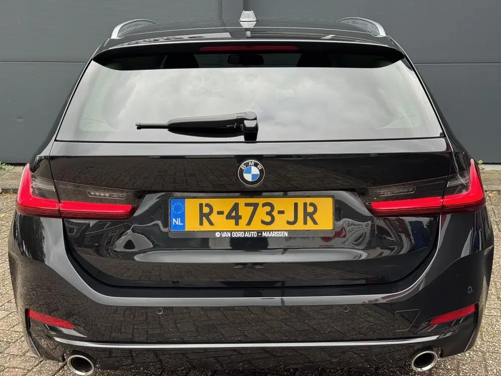 BMW 3-serie 318i uit 2022, foto 7