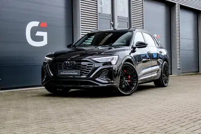 Audi Q8 e-tron 55 quattro S Edition 115 kWh uit 2023