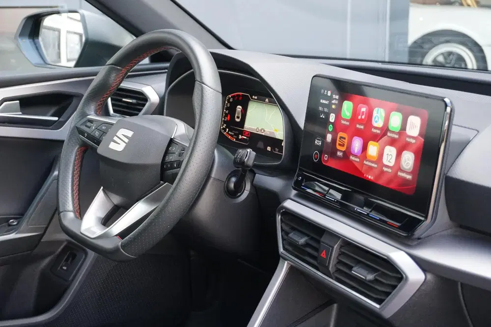 SEAT Leon 1.5 eTSI FR Business Intense * DEALER uit 2021, foto 3