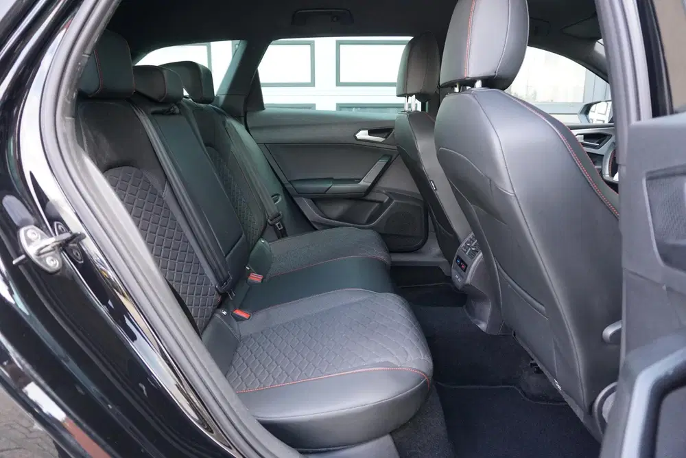 SEAT Leon 1.5 eTSI FR Business Intense * DEALER uit 2021, foto 8