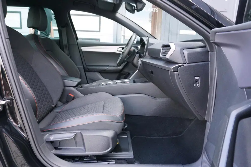 SEAT Leon 1.5 eTSI FR Business Intense * DEALER uit 2021, foto 9
