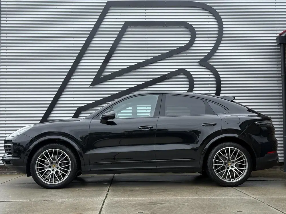 Porsche Cayenne Cayenne Coupé 3.0 E-Hybrid Pano uit 2022, foto 5