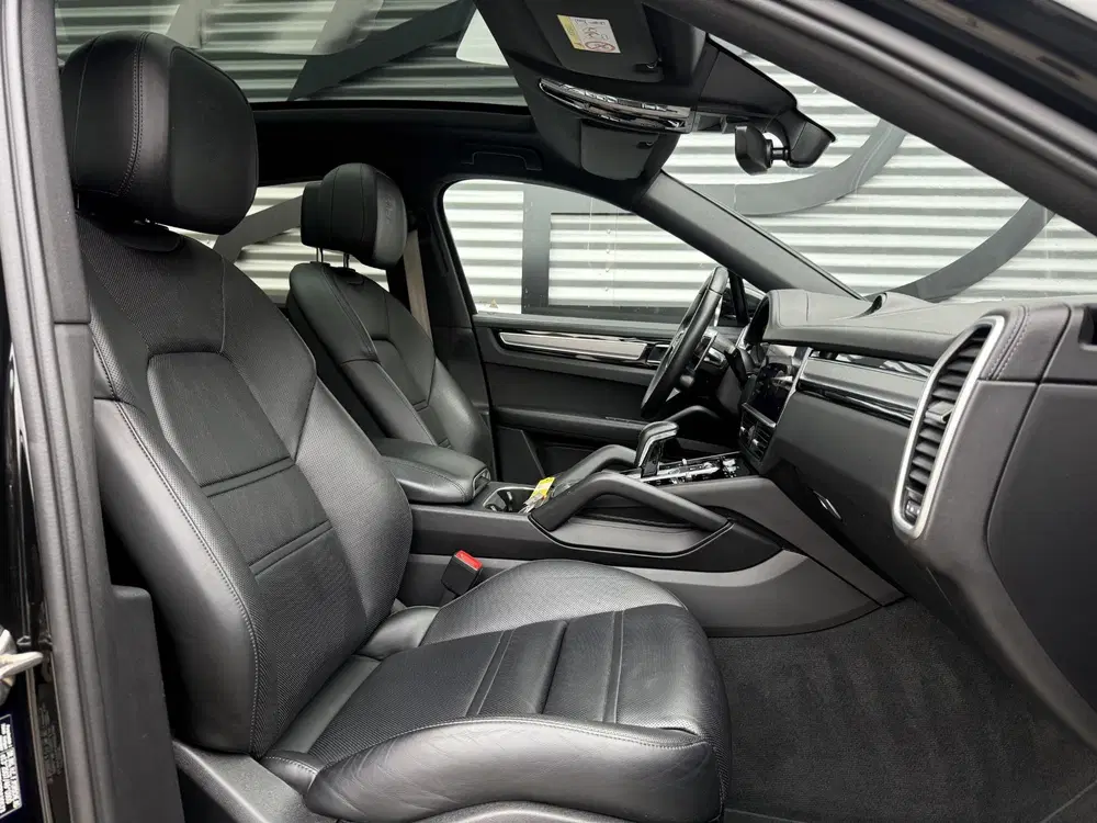 Porsche Cayenne Cayenne Coupé 3.0 E-Hybrid Pano uit 2022, foto 6