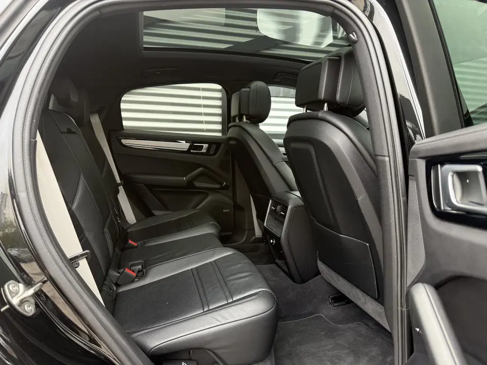 Porsche Cayenne Cayenne Coupé 3.0 E-Hybrid Pano uit 2022, foto 8