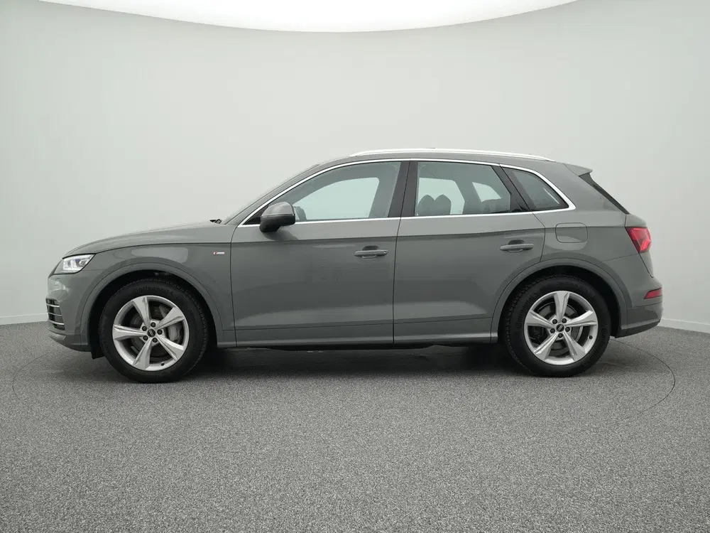 Audi Q5 S-Line 55 TFSI e 367PK quattro Competition uit 2021, foto 12