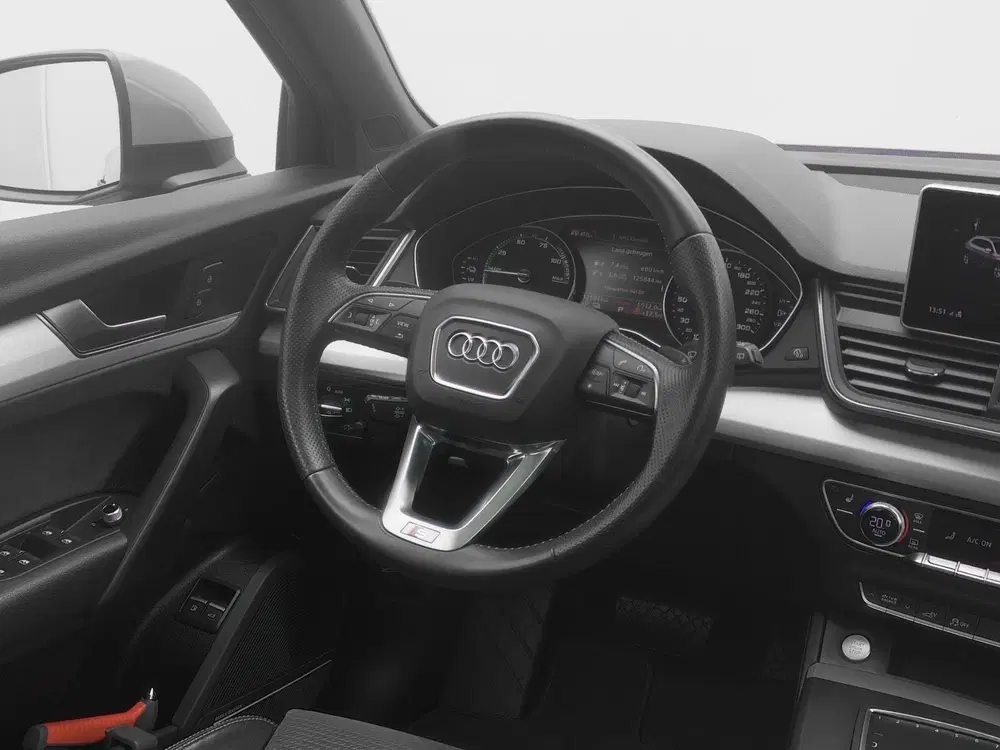 Audi Q5 S-Line 55 TFSI e 367PK quattro Competition uit 2021, foto 8