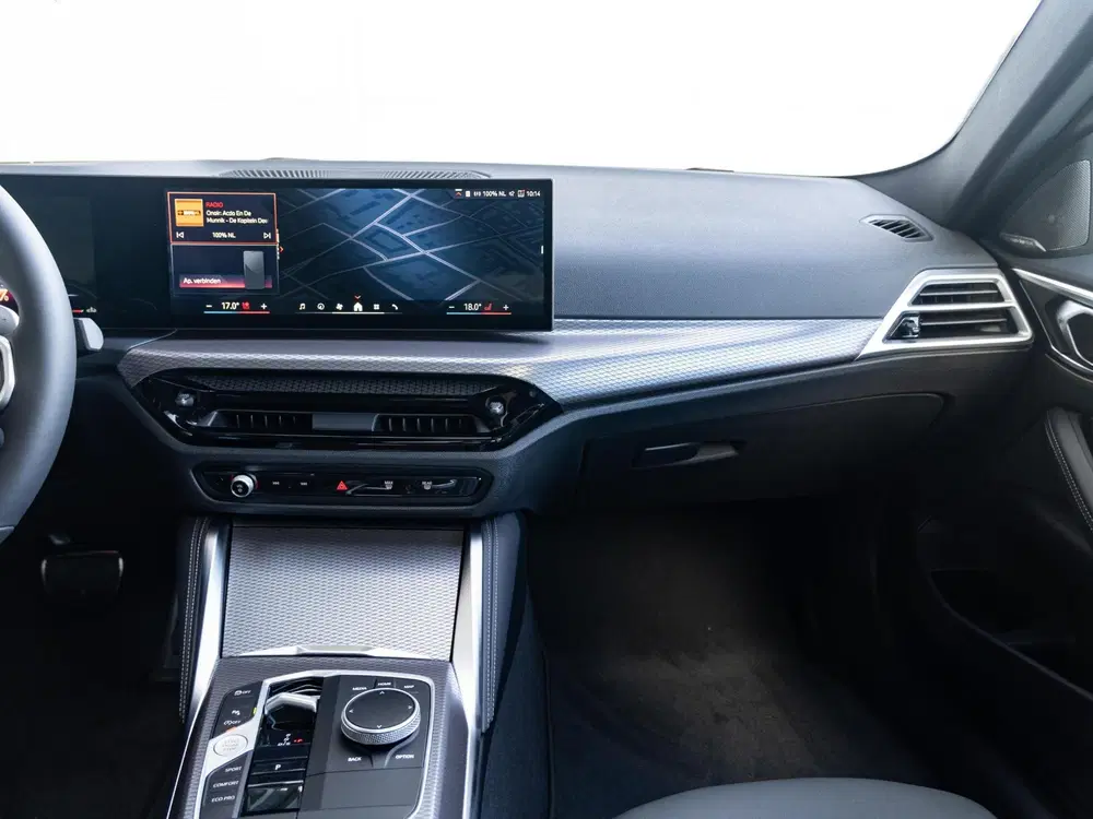 BMW 4-serie Coupé 420i M Sport Pro uit 2025, foto 8