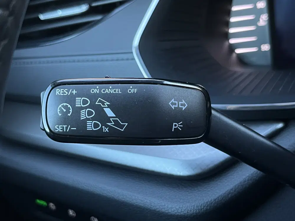 Skoda Octavia 1.5 e-TSI Business Edition uit 2024, foto 12