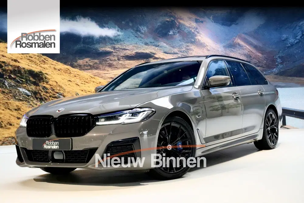 BMW 5-serie 530e High Ex M Sport uit 2022
