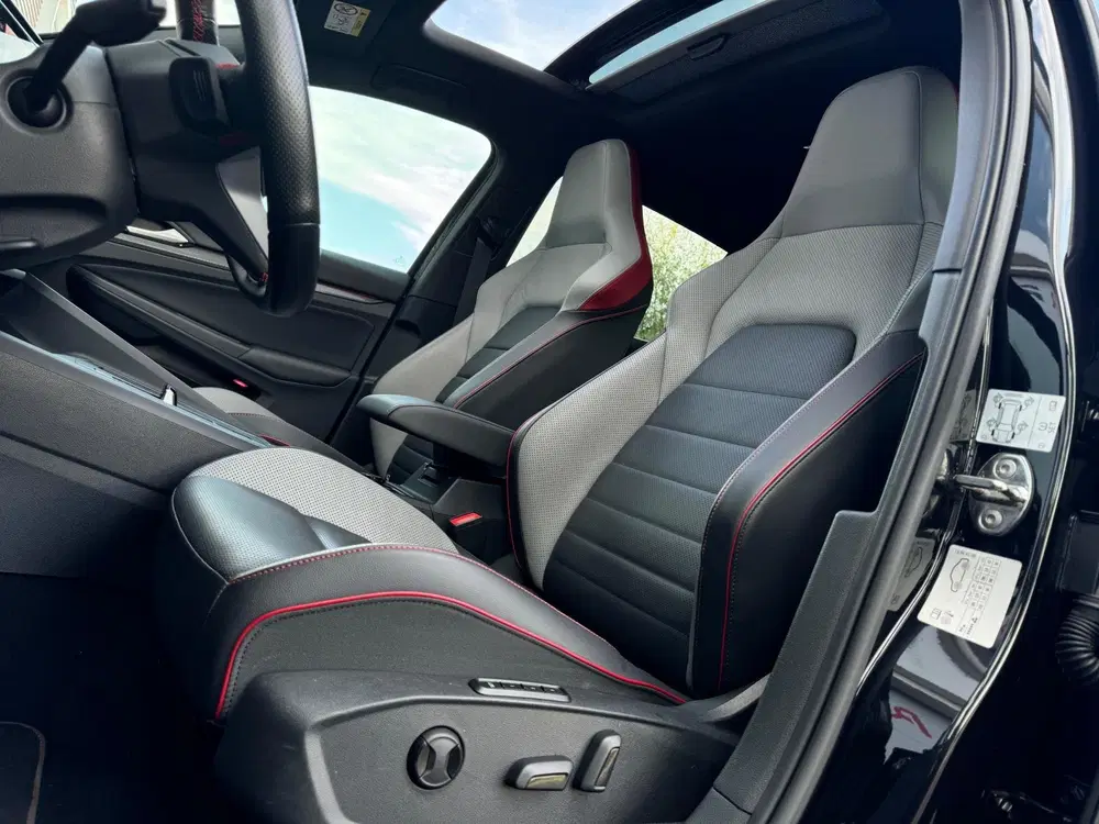 Volkswagen Golf 2.0 TSI Clubsport 45 Akra uit 2022, foto 14
