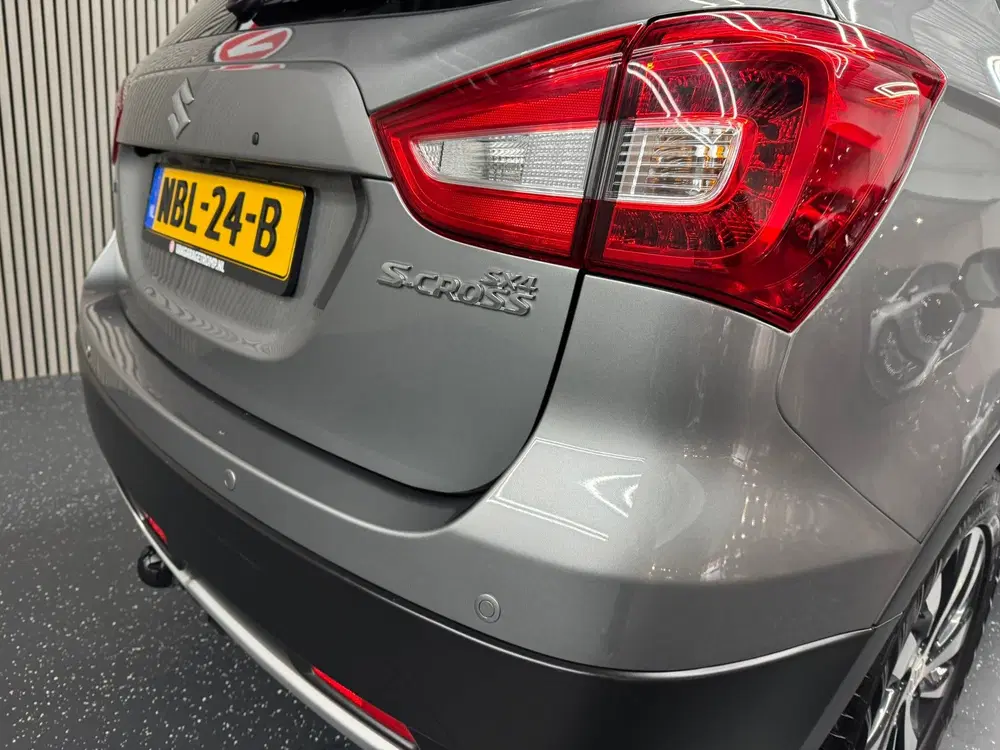 Suzuki S-Cross 1.4 High Executive panoramadak uit 2020, foto 11