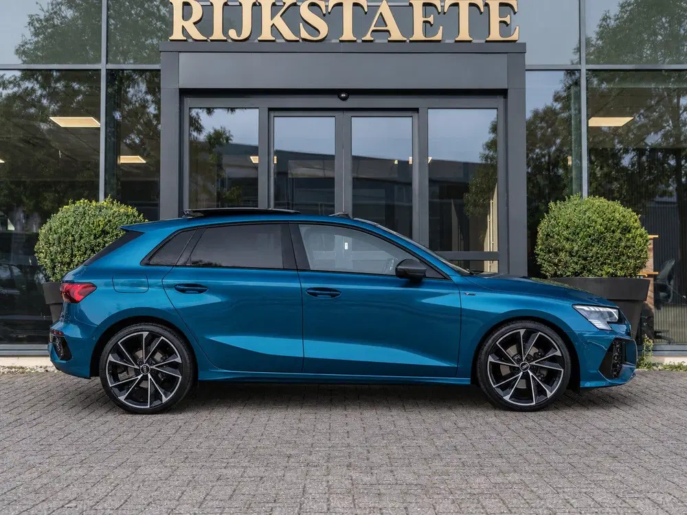 Audi A3 35 TFSI S-Line uit 2020, foto 6