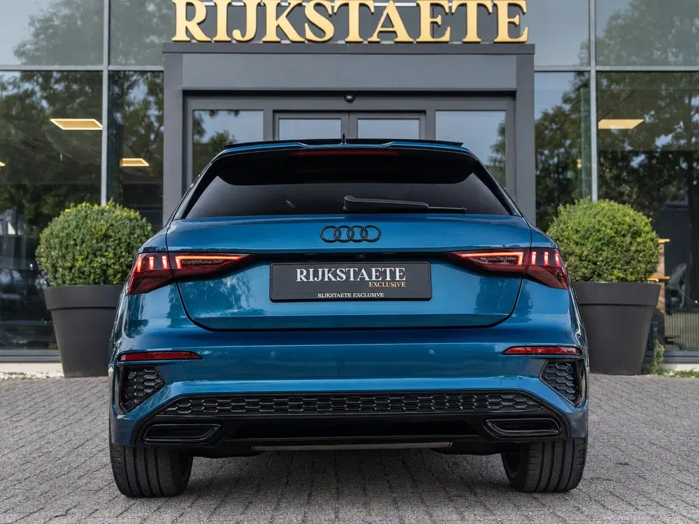 Audi A3 35 TFSI S-Line uit 2020, foto 8