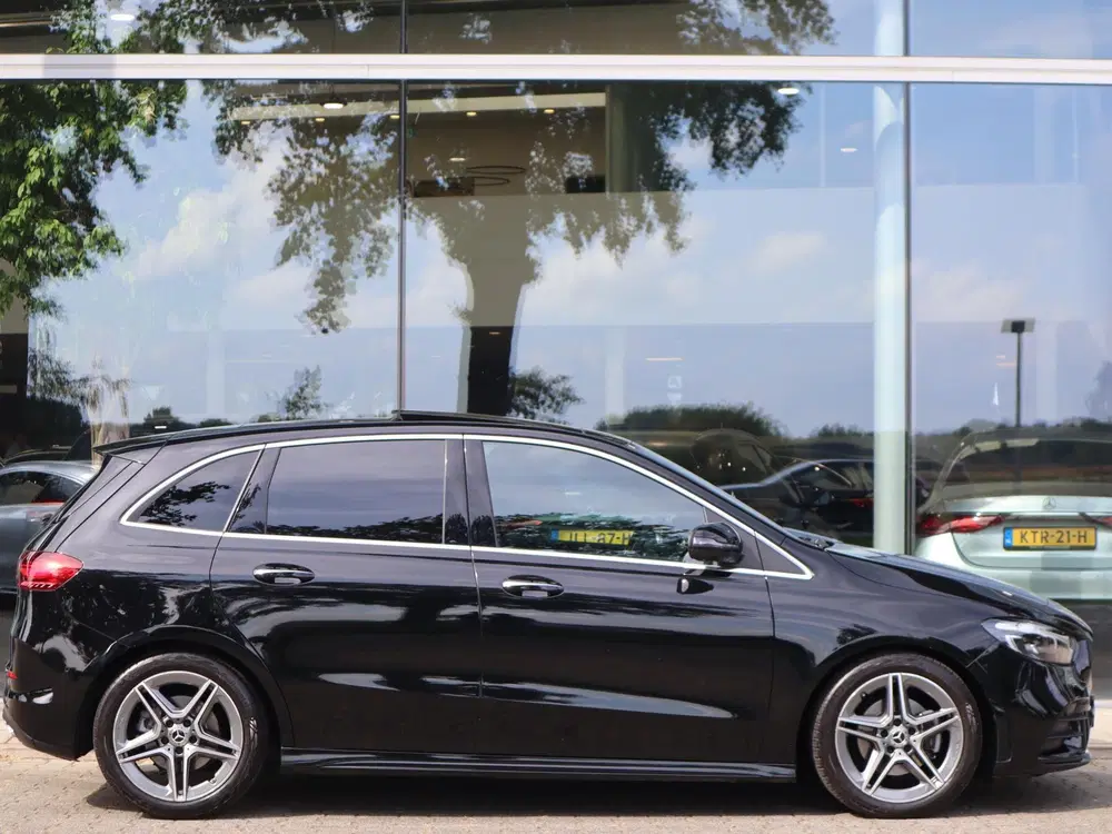 Mercedes-Benz B-Klasse 200 AMG Line uit 2023, foto 5